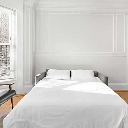 Charlesgate Suites Boston Bagian luar foto
