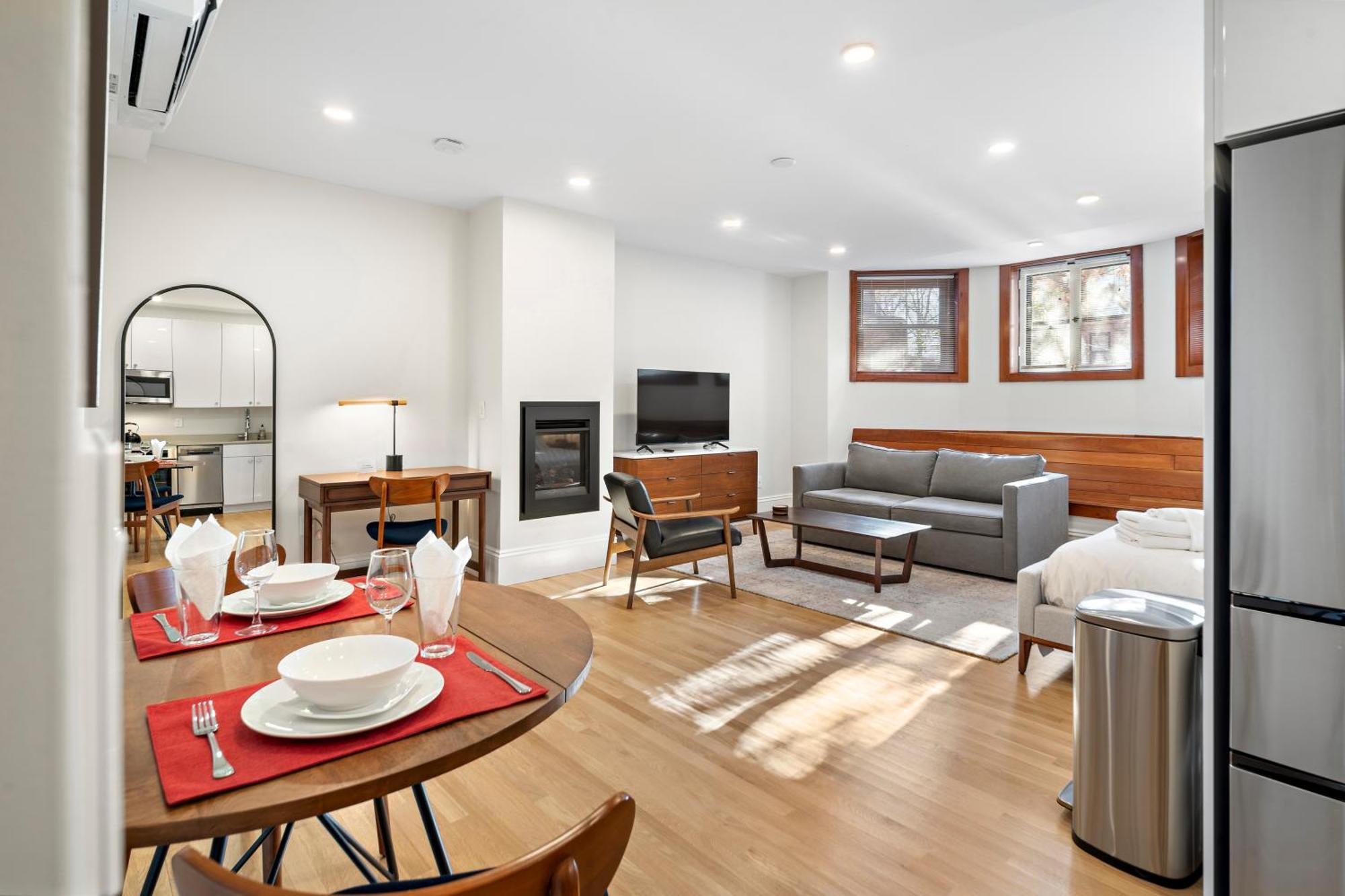 Charlesgate Suites Boston Bagian luar foto