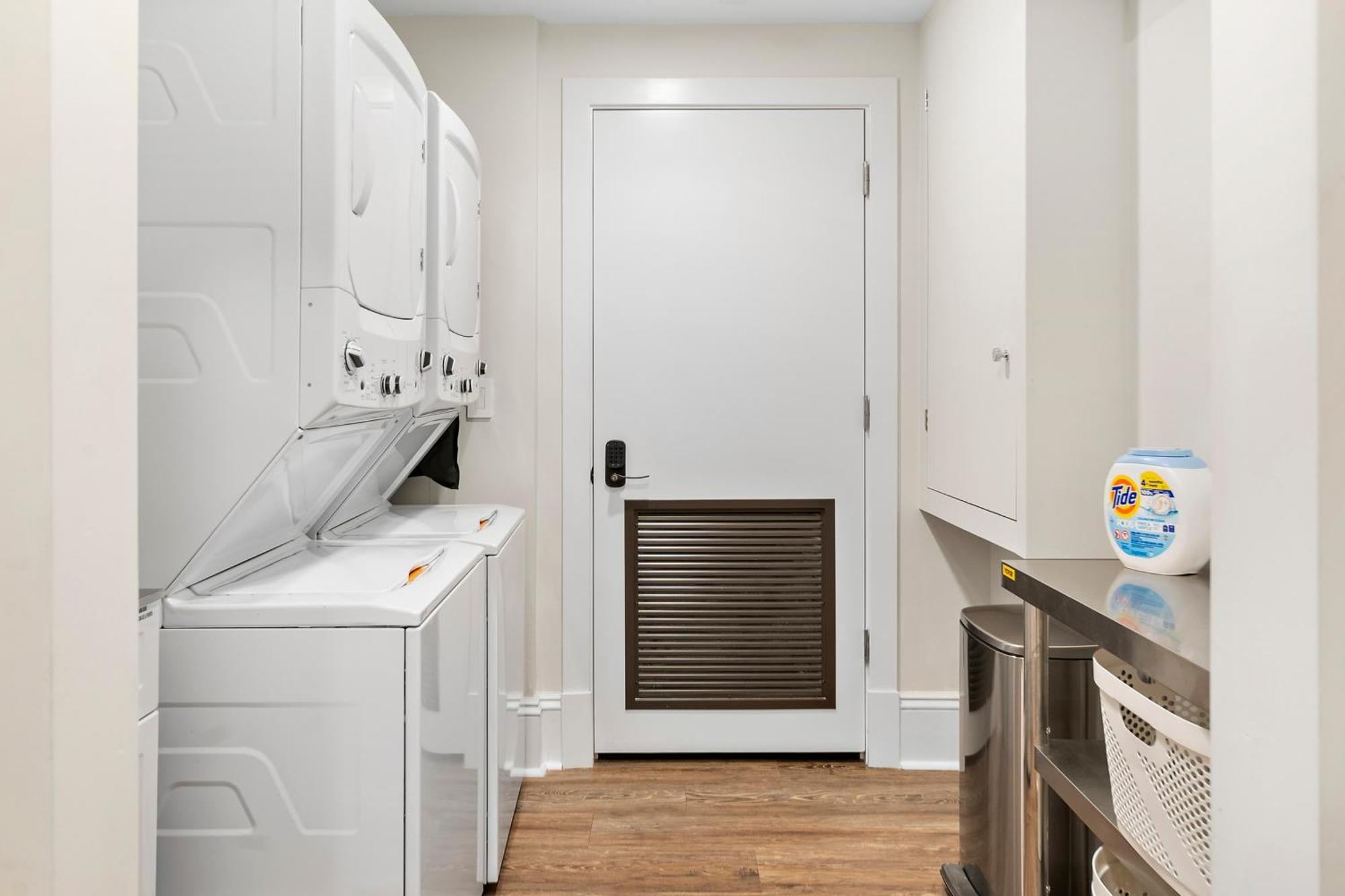 Charlesgate Suites Boston Bagian luar foto