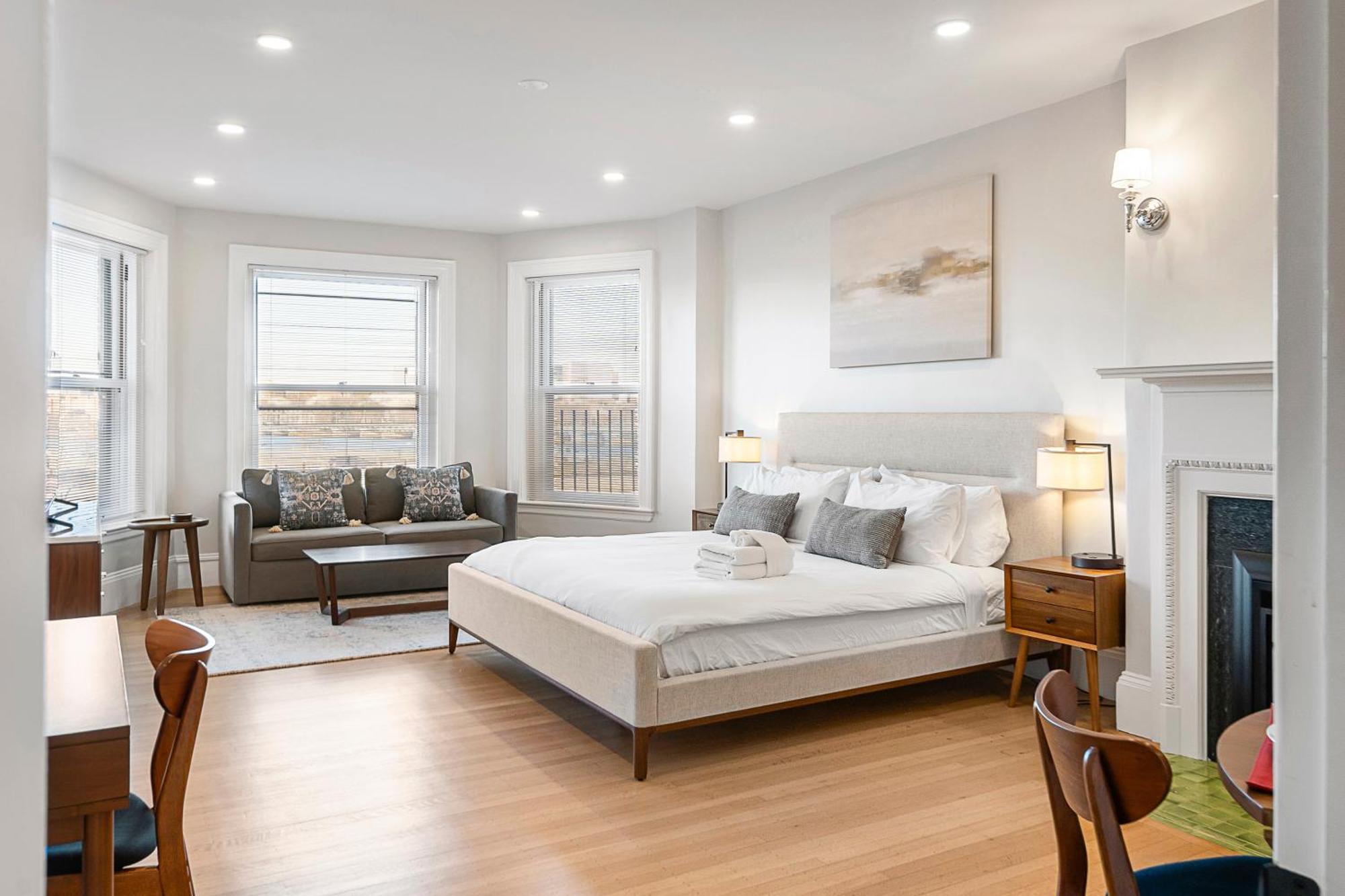 Charlesgate Suites Boston Bagian luar foto