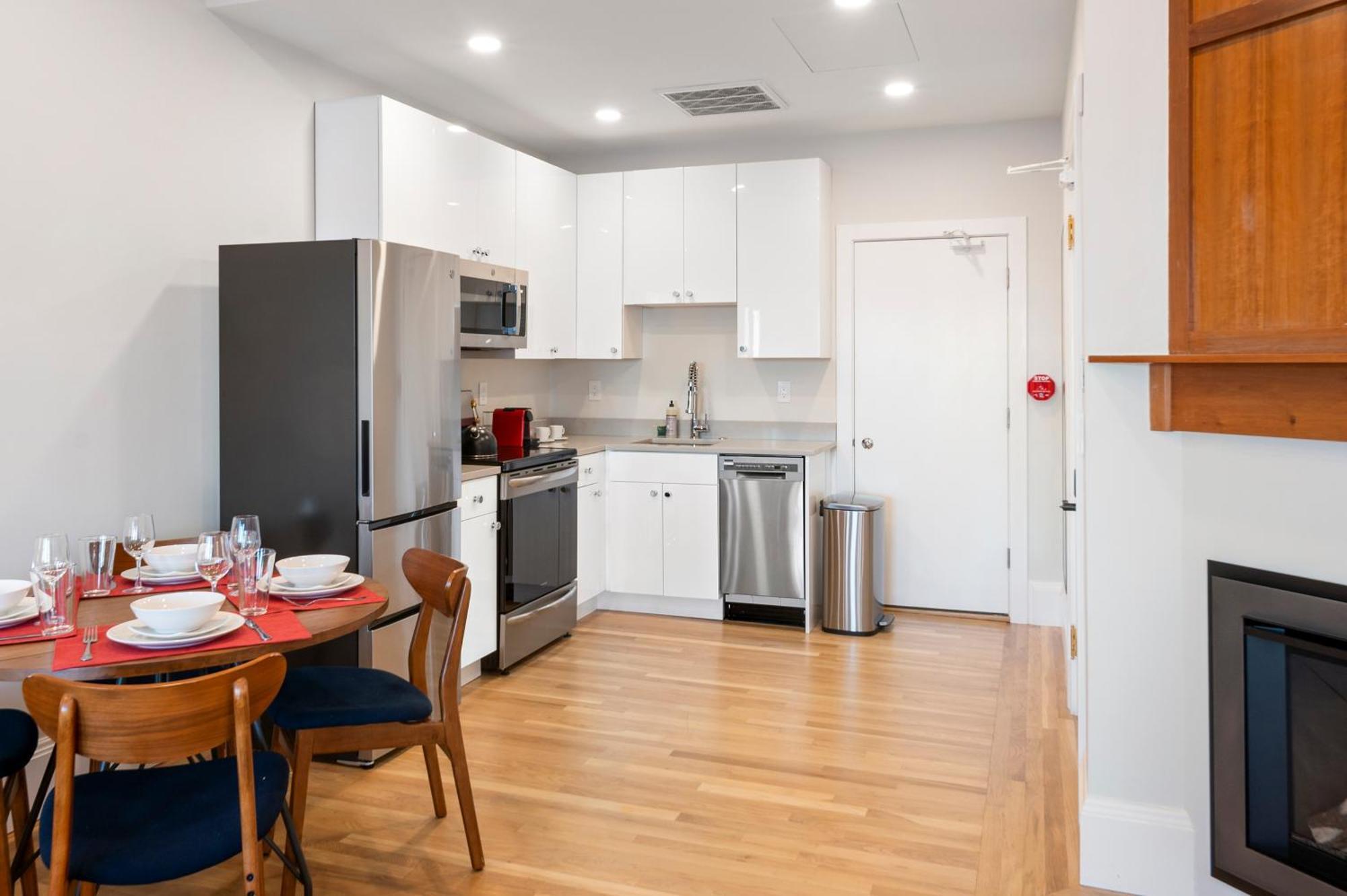 Charlesgate Suites Boston Bagian luar foto