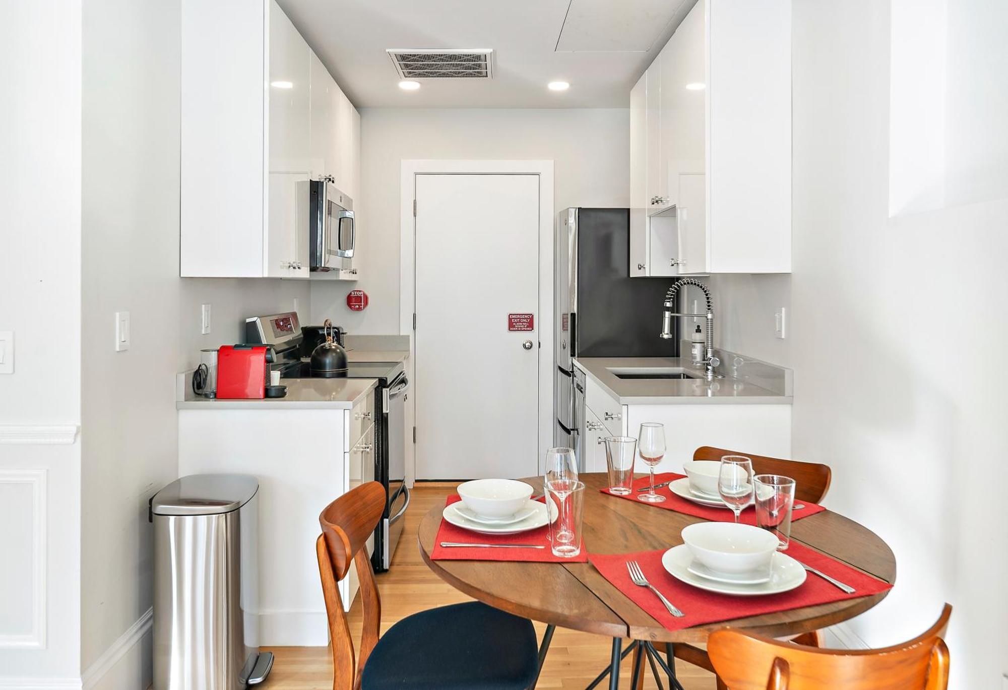 Charlesgate Suites Boston Bagian luar foto