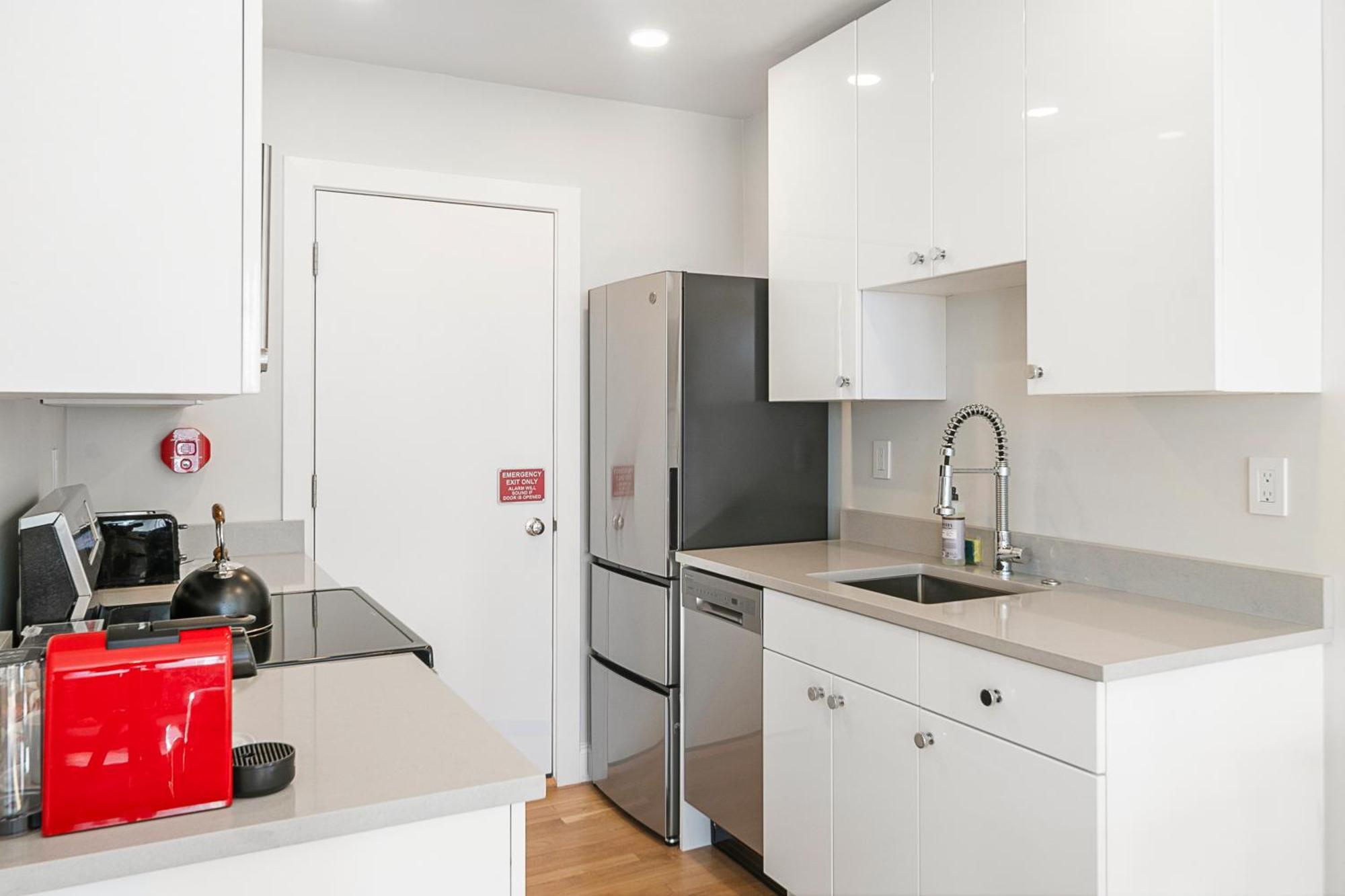 Charlesgate Suites Boston Bagian luar foto