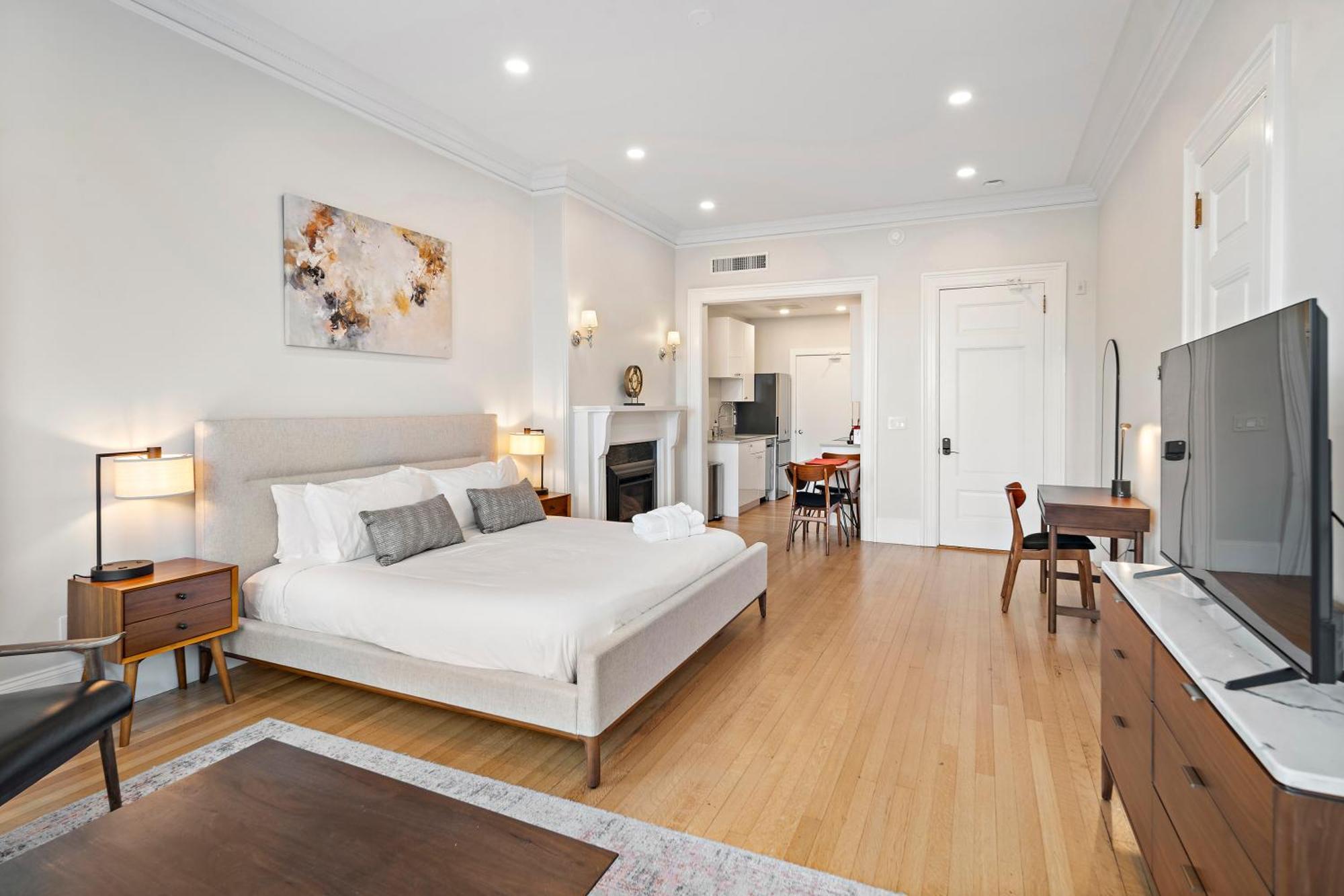 Charlesgate Suites Boston Bagian luar foto