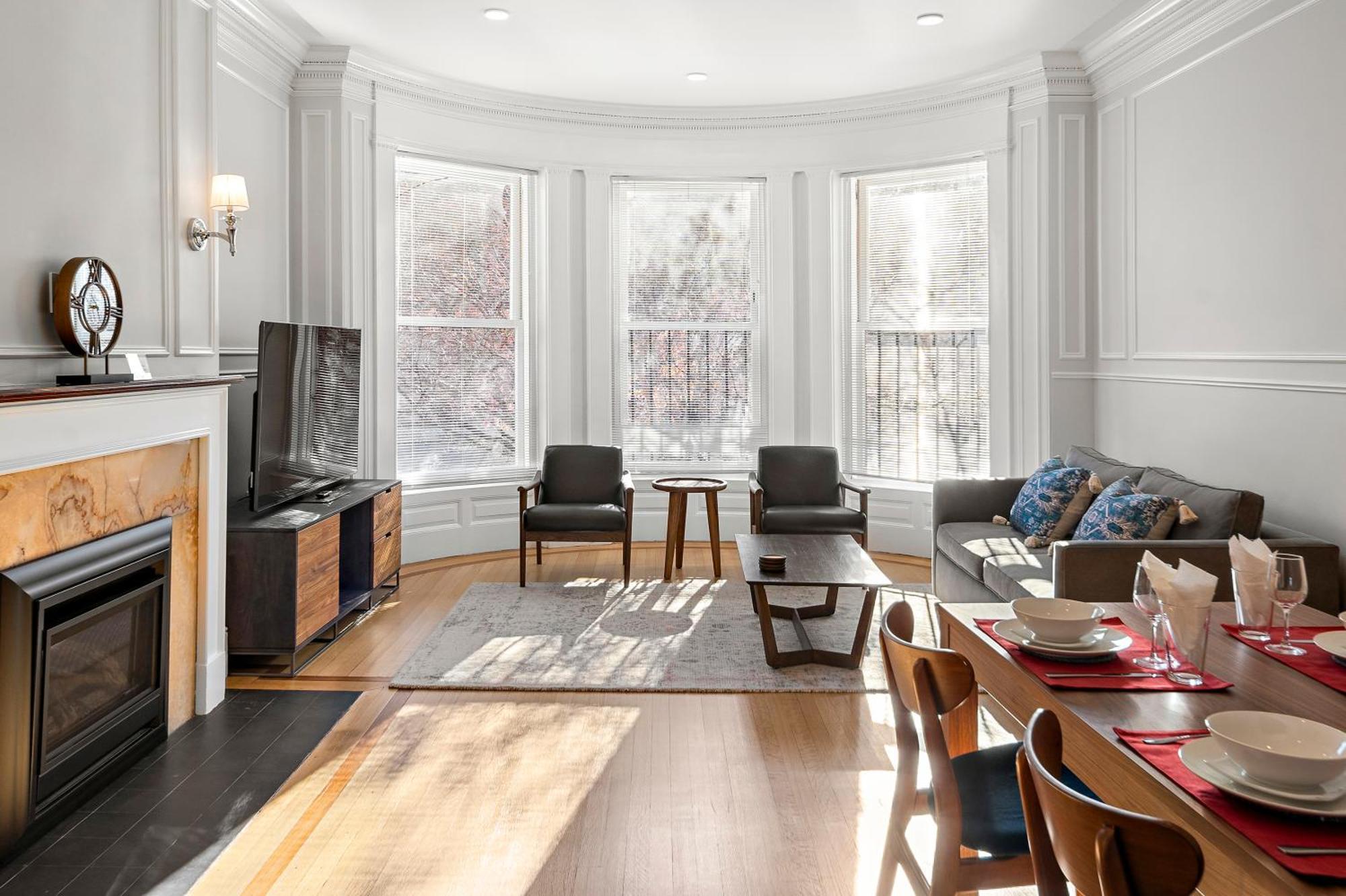 Charlesgate Suites Boston Bagian luar foto