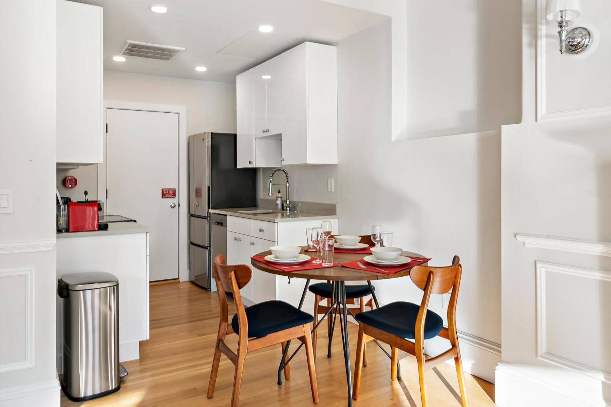 Charlesgate Suites Boston Bagian luar foto