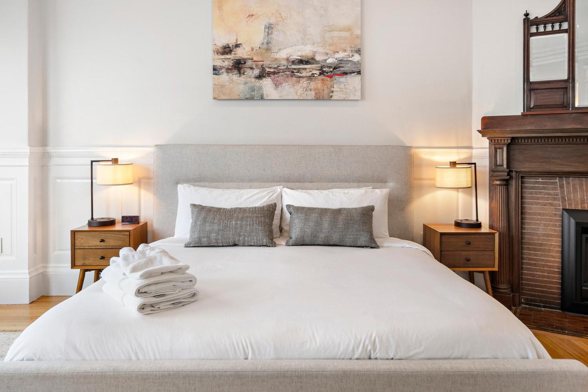 Charlesgate Suites Boston Bagian luar foto