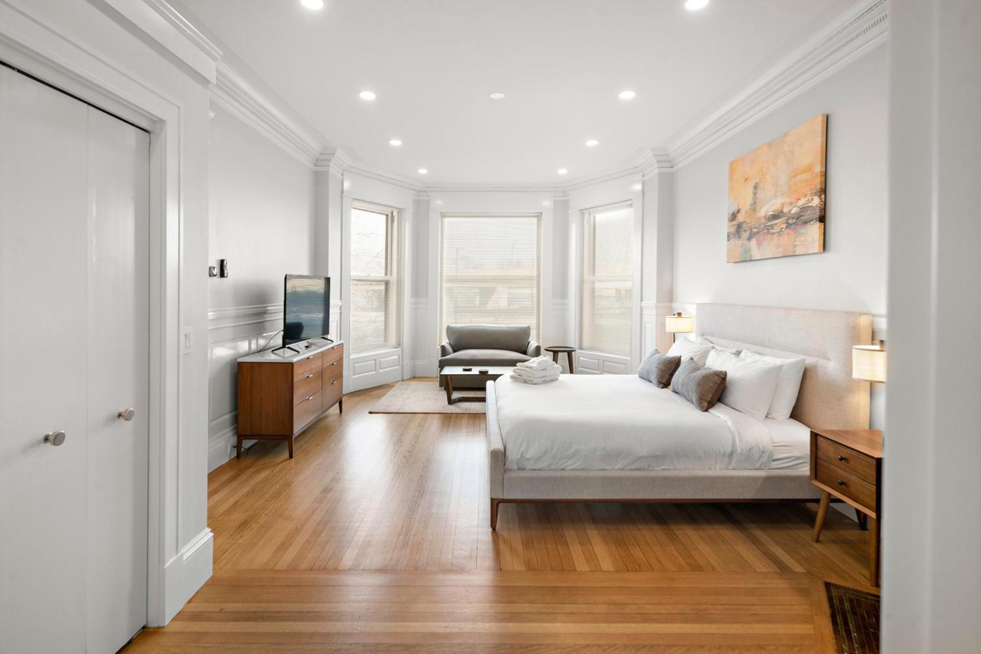 Charlesgate Suites Boston Bagian luar foto